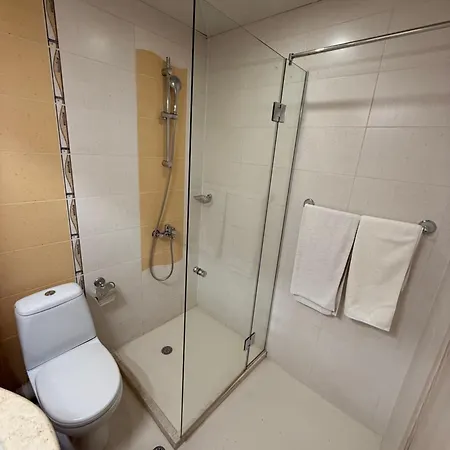 Hotel Cosmos 3*