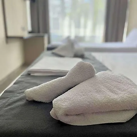 Hotel Cosmos 3*